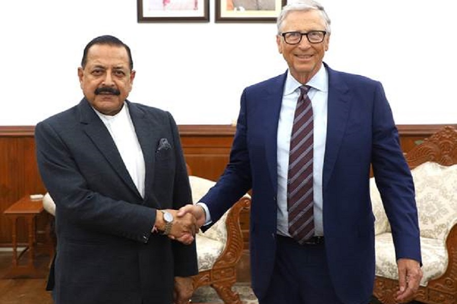 Jitendra Singh, Bill Gates discuss biotech startups, health innovation in India